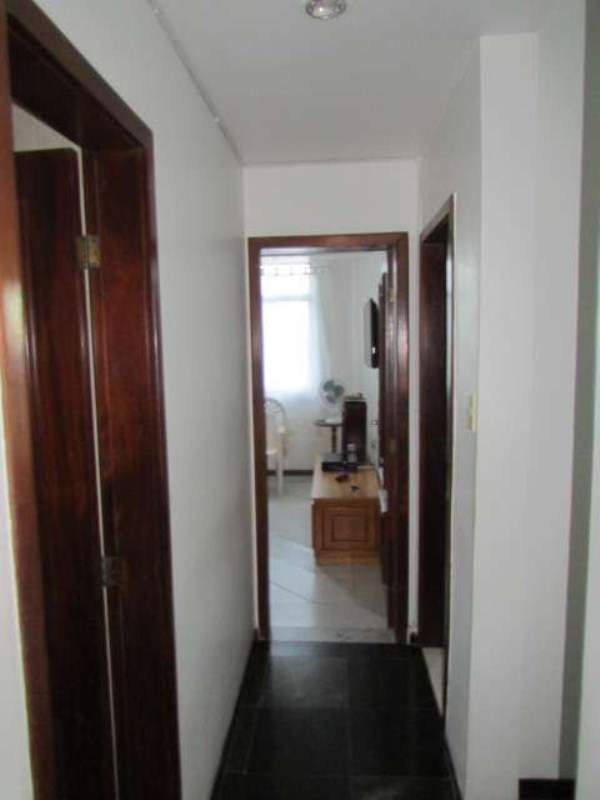 Apartamento à venda com 3 quartos, 136m² - Foto 8