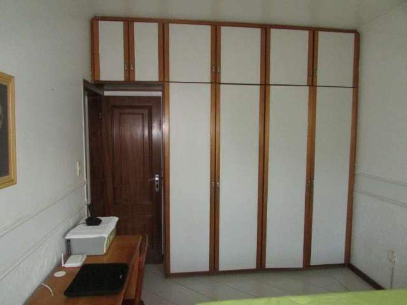 Apartamento à venda com 3 quartos, 136m² - Foto 6