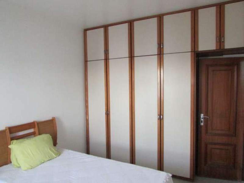 Apartamento à venda com 3 quartos, 136m² - Foto 10