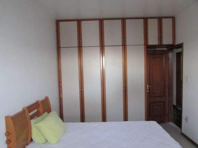 Apartamento à venda com 3 quartos, 136m² - Foto 11