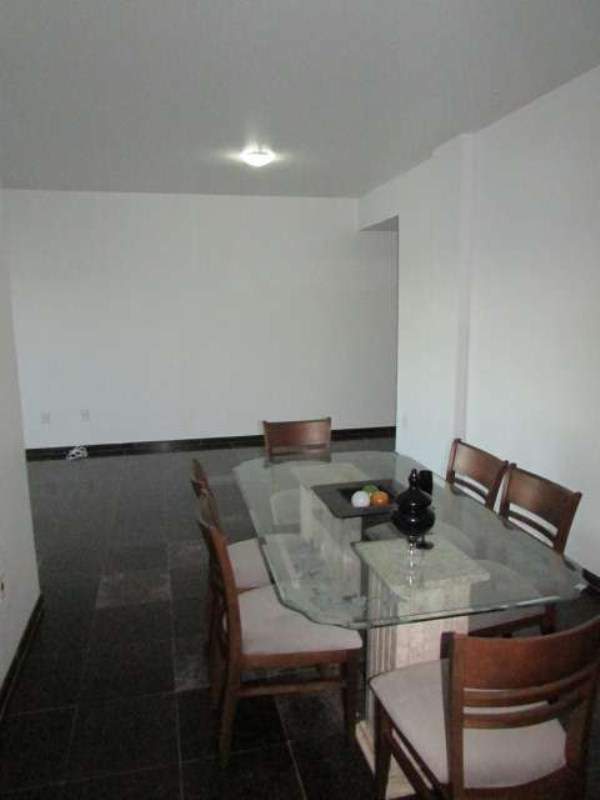 Apartamento à venda com 3 quartos, 136m² - Foto 16