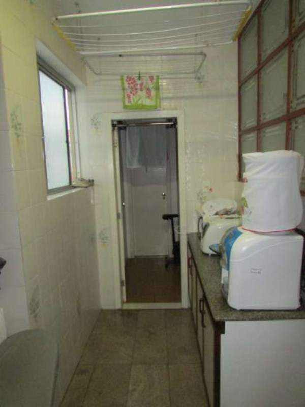 Apartamento à venda com 3 quartos, 136m² - Foto 21