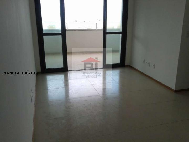 Apartamento à venda com 2 quartos, 68m² - Foto 20