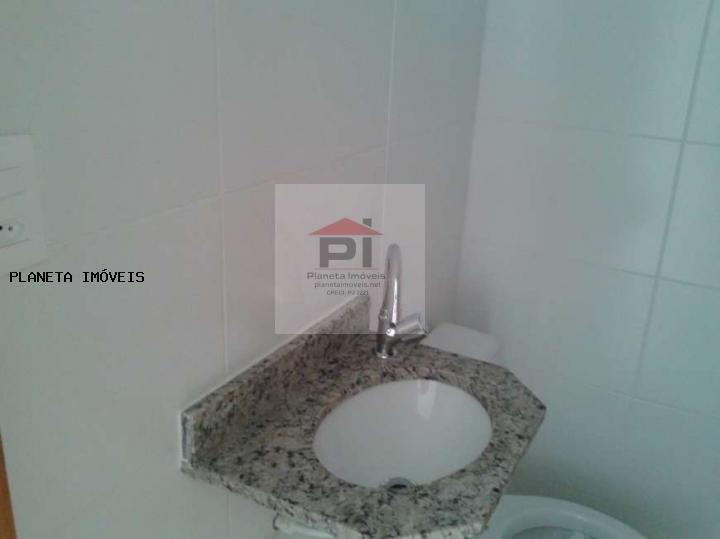 Apartamento à venda com 2 quartos, 68m² - Foto 22