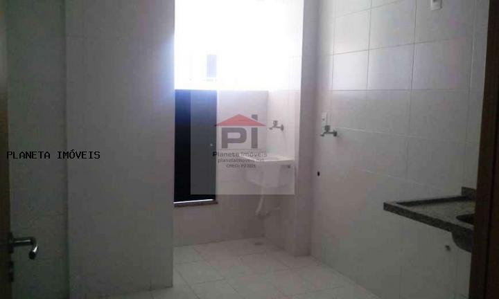 Apartamento à venda com 2 quartos, 68m² - Foto 24