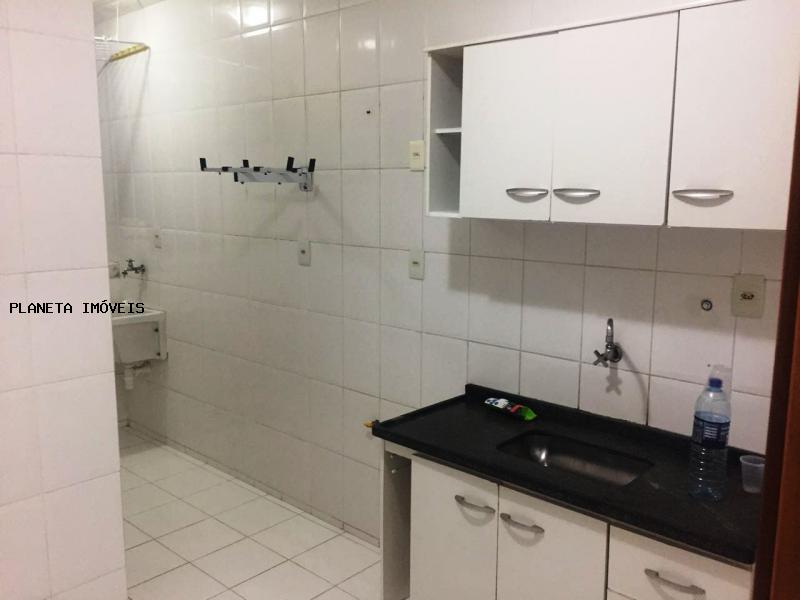 Apartamento à venda com 3 quartos, 80m² - Foto 11