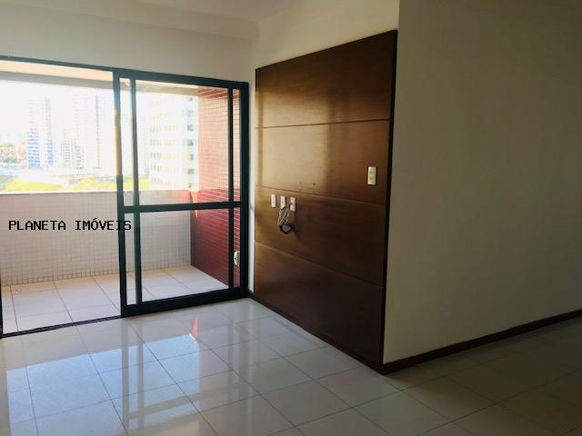 Apartamento à venda com 3 quartos, 74m² - Foto 2