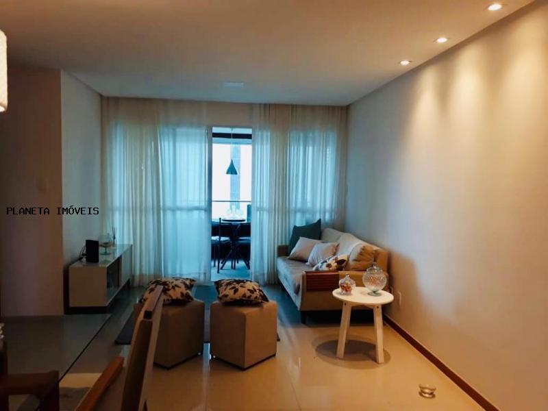 Apartamento à venda com 2 quartos, 72m² - Foto 1