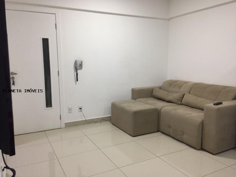 Apartamento à venda com 1 quarto, 40m² - Foto 2