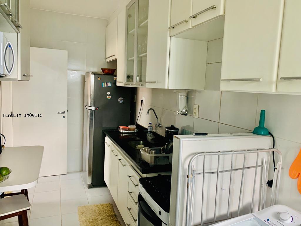 Apartamento à venda com 3 quartos, 87m² - Foto 15