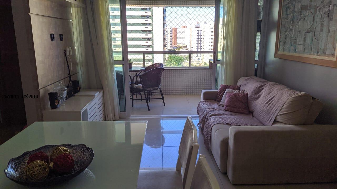 Apartamento à venda com 2 quartos, 72m² - Foto 1