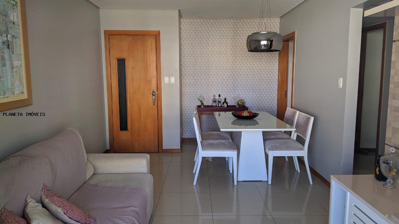 Apartamento à venda com 2 quartos, 72m² - Foto 2