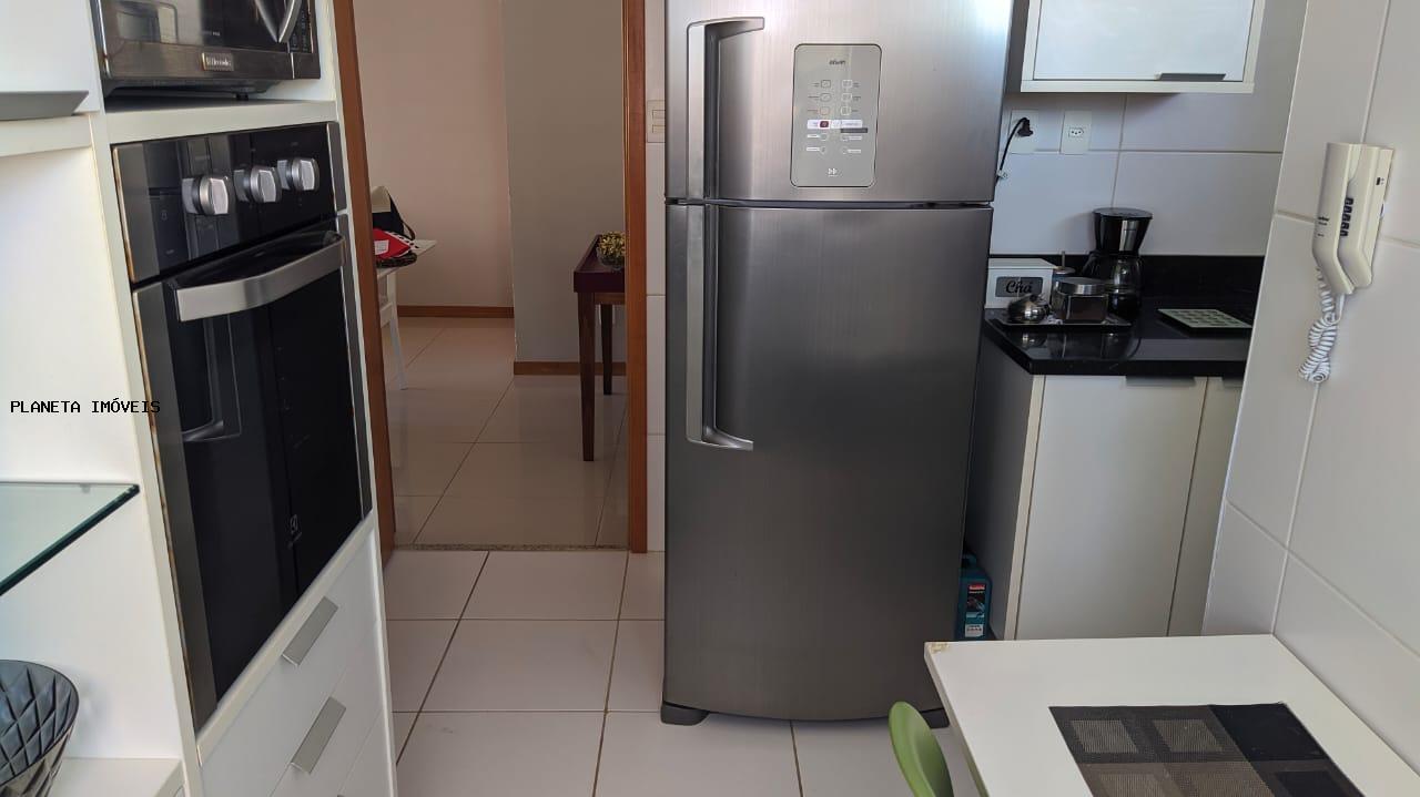 Apartamento à venda com 2 quartos, 72m² - Foto 17