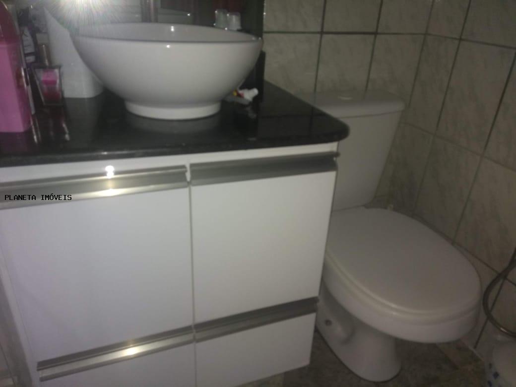 Apartamento à venda com 2 quartos, 70m² - Foto 11