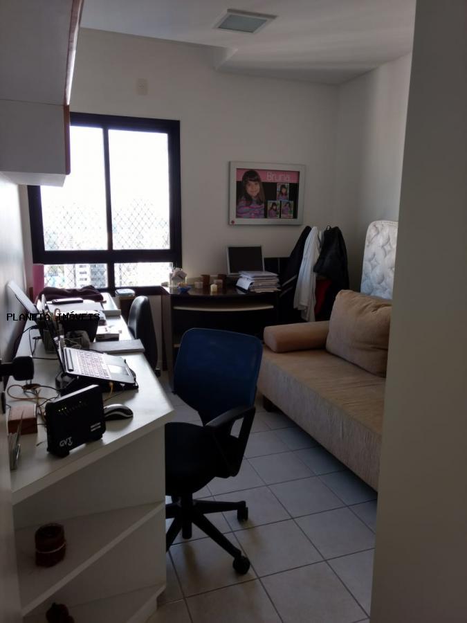 Apartamento à venda com 3 quartos, 117m² - Foto 13