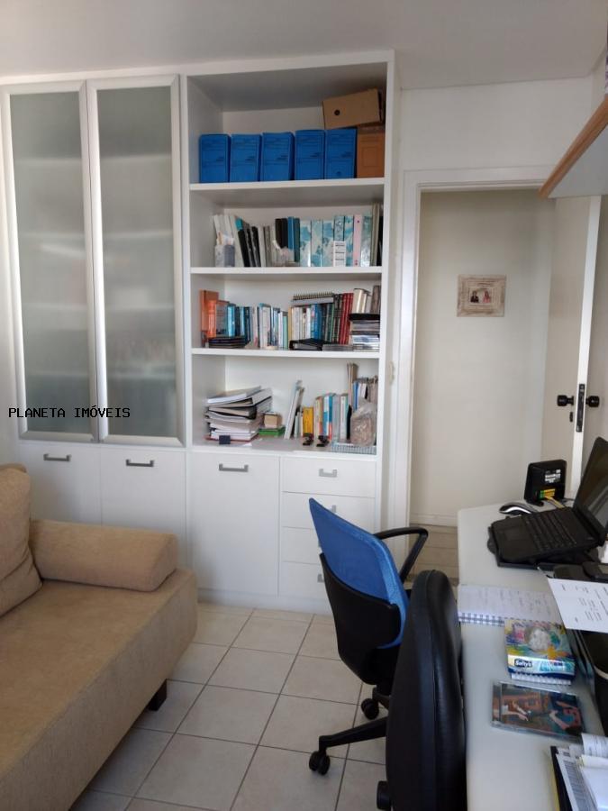 Apartamento à venda com 3 quartos, 117m² - Foto 18