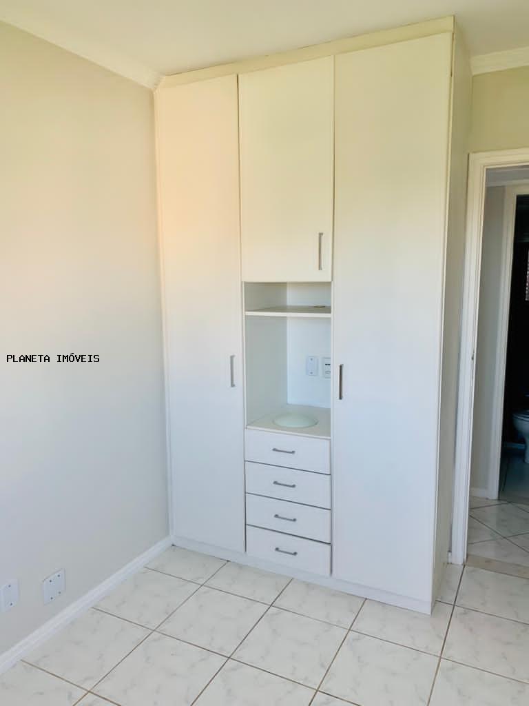 Apartamento à venda com 3 quartos, 82m² - Foto 4