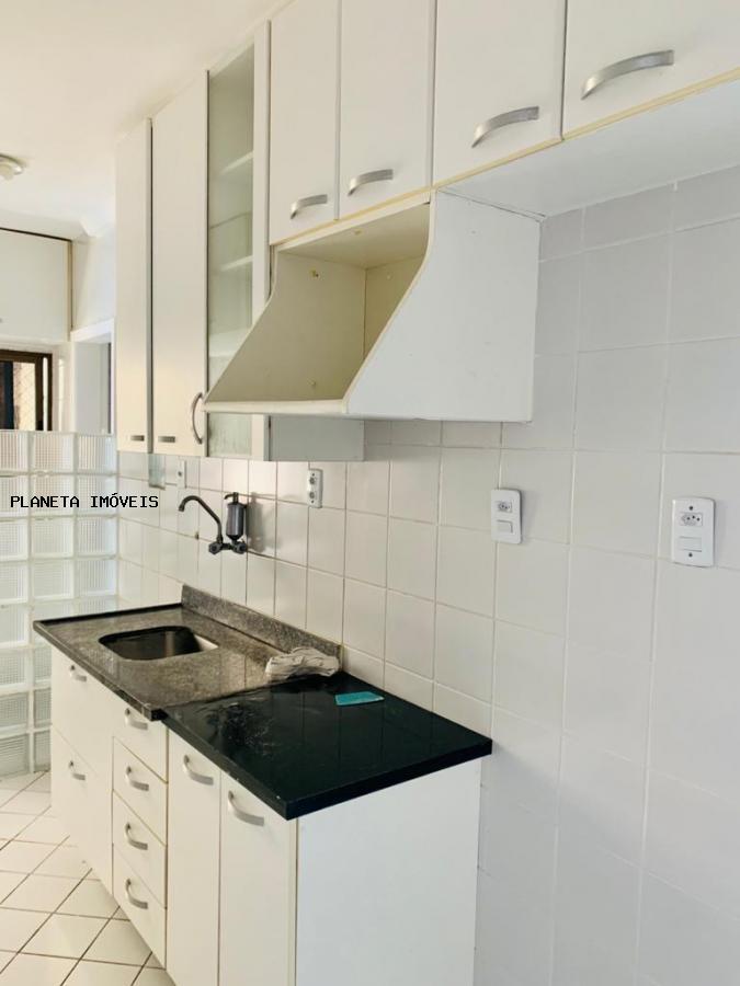 Apartamento à venda com 3 quartos, 82m² - Foto 11