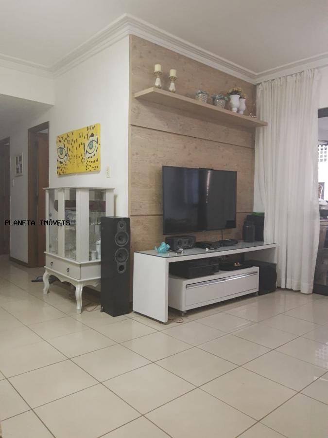 Apartamento à venda com 3 quartos, 105m² - Foto 1