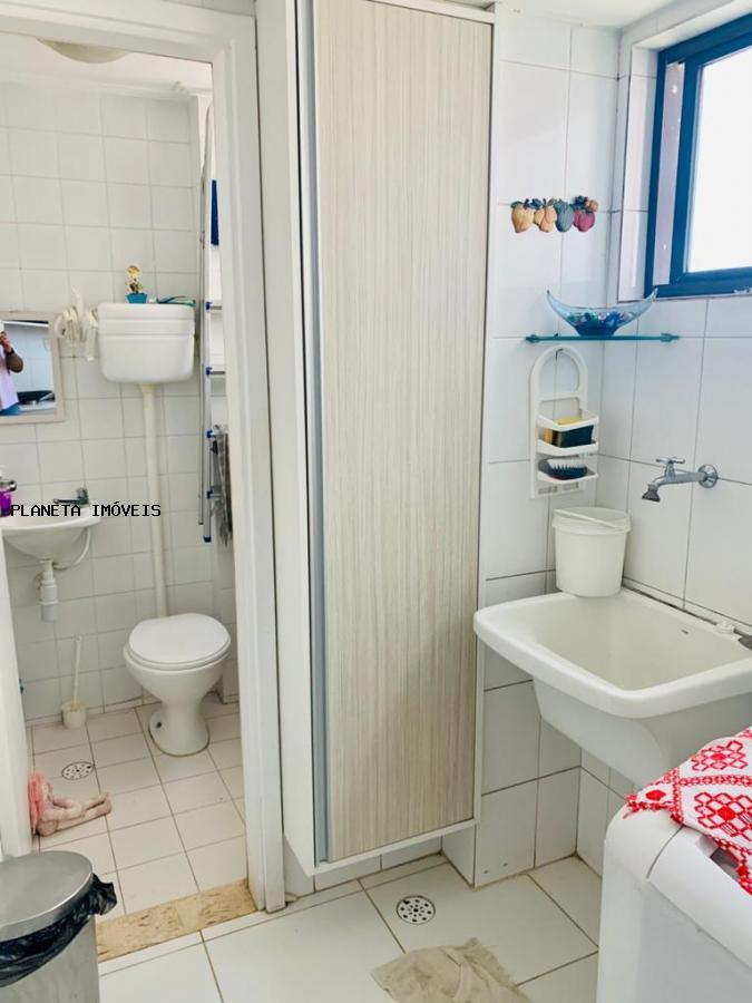 Apartamento à venda com 2 quartos, 68m² - Foto 10