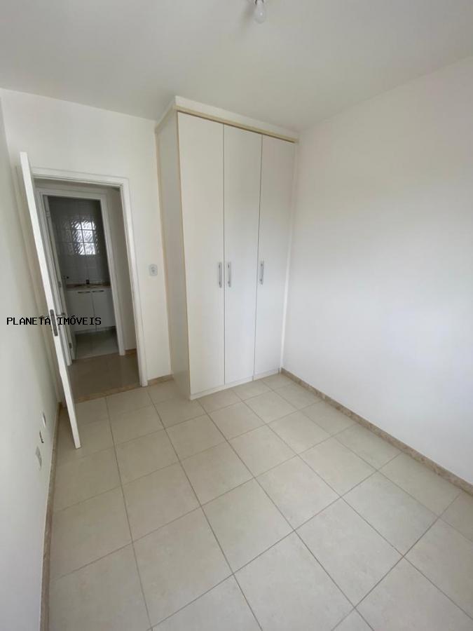 Apartamento à venda com 2 quartos, 72m² - Foto 4