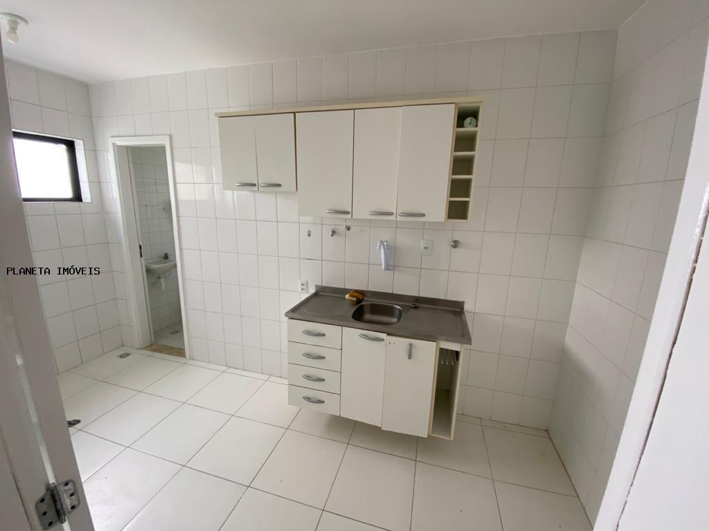 Apartamento à venda com 2 quartos, 72m² - Foto 9