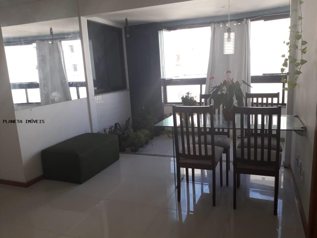 Apartamento à venda com 2 quartos, 70m² - Foto 1