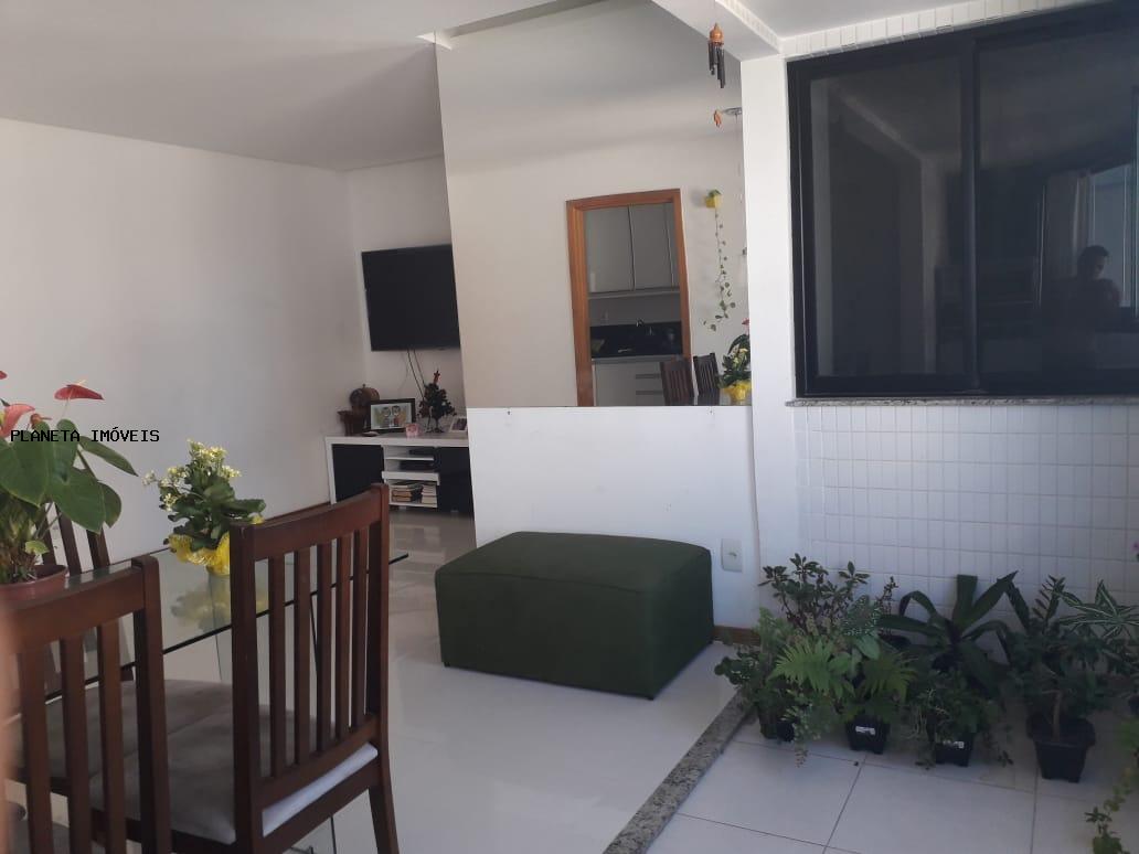 Apartamento à venda com 2 quartos, 70m² - Foto 3