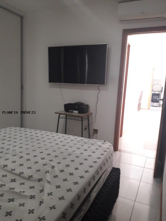 Apartamento à venda com 2 quartos, 70m² - Foto 5