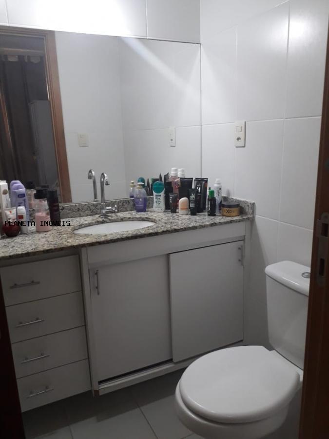 Apartamento à venda com 2 quartos, 70m² - Foto 7