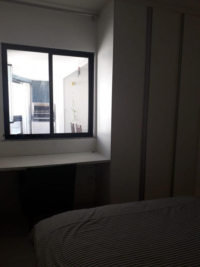 Apartamento à venda com 2 quartos, 70m² - Foto 10