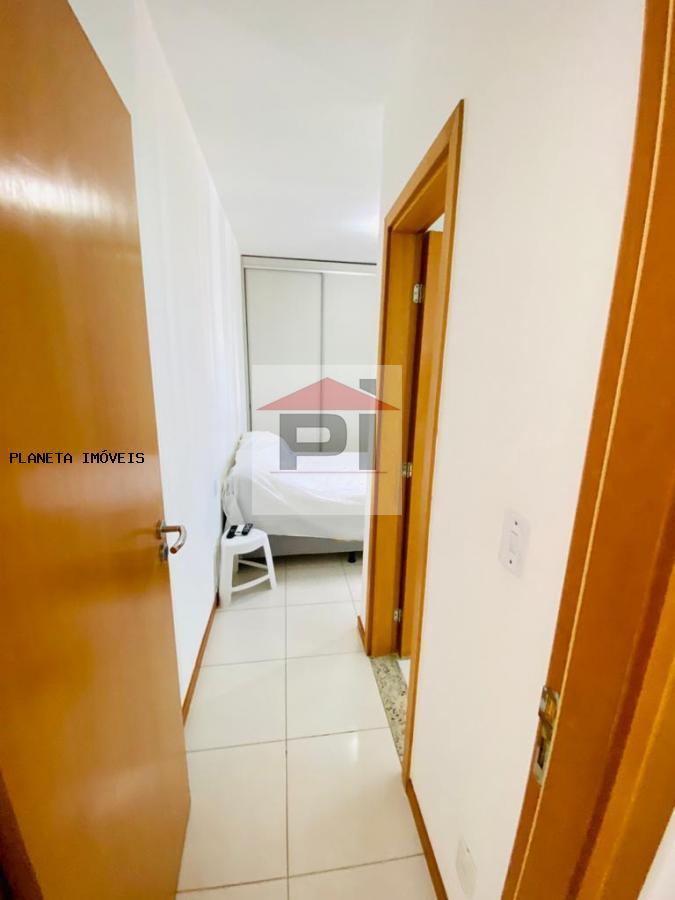 Apartamento à venda com 2 quartos, 65m² - Foto 3