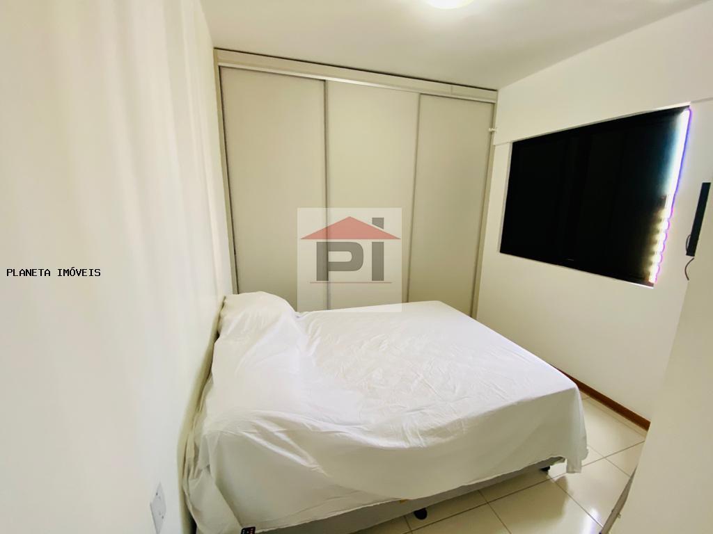 Apartamento à venda com 2 quartos, 65m² - Foto 4