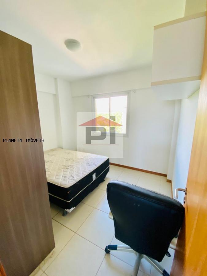 Apartamento à venda com 2 quartos, 64m² - Foto 4