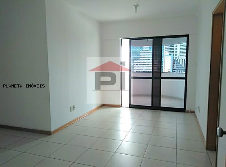 Apartamento à venda com 2 quartos, 76m² - Foto 2