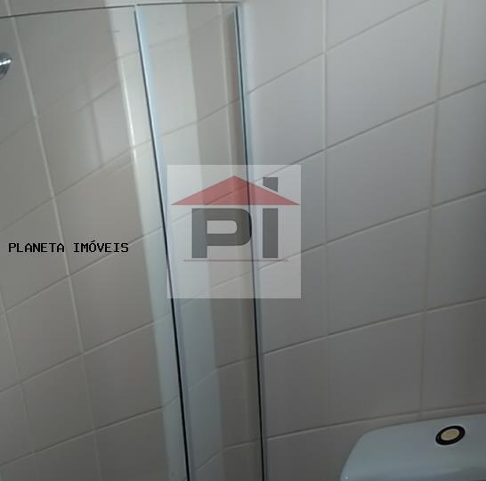 Apartamento à venda com 2 quartos, 76m² - Foto 9