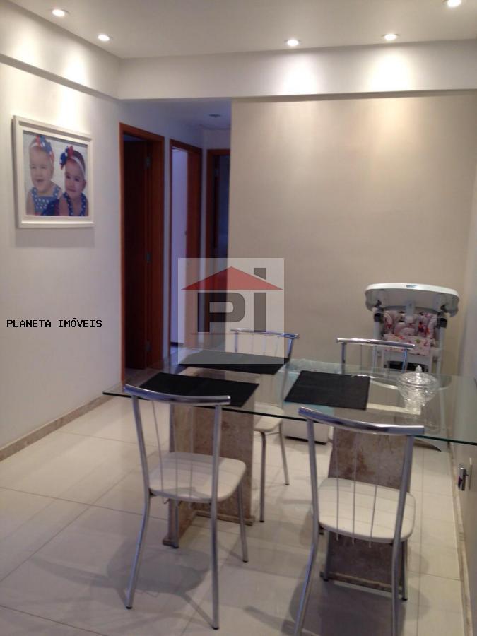 Apartamento à venda com 3 quartos, 82m² - Foto 4