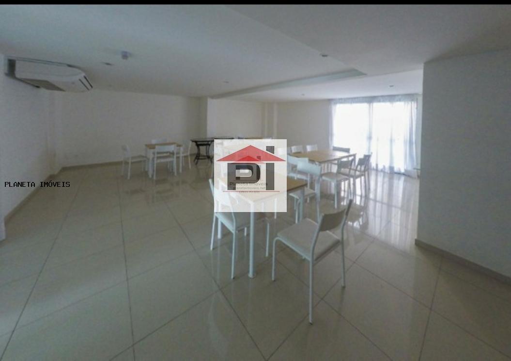 Apartamento à venda com 2 quartos, 70m² - Foto 19