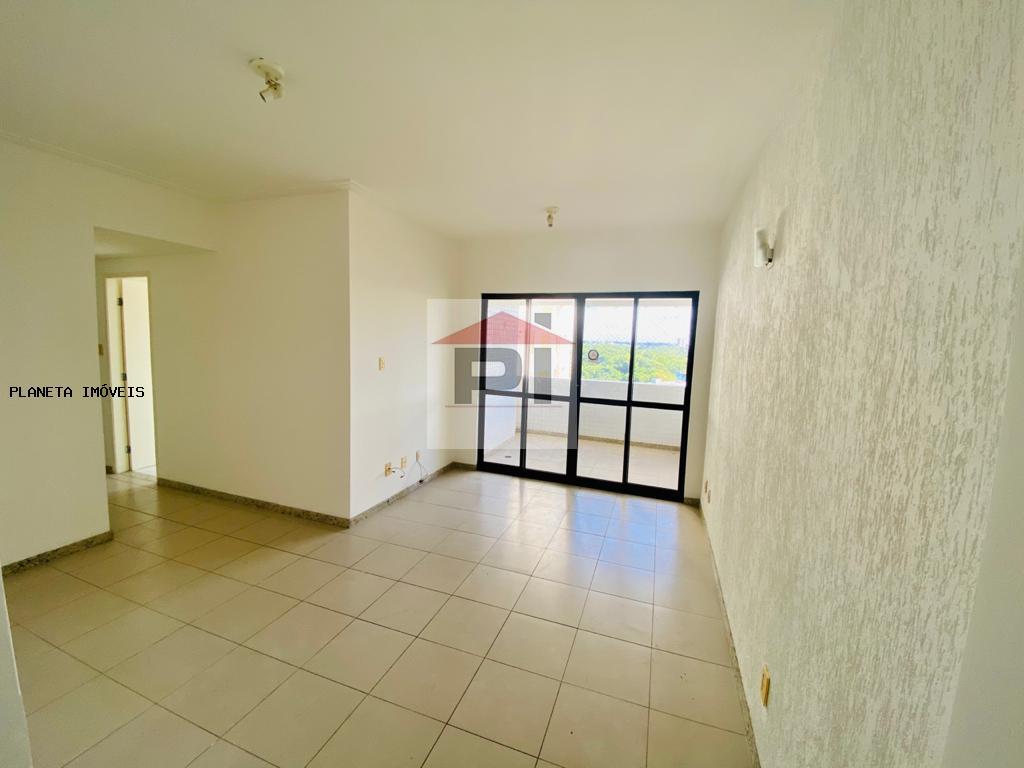 Apartamento à venda com 3 quartos, 86m² - Foto 2