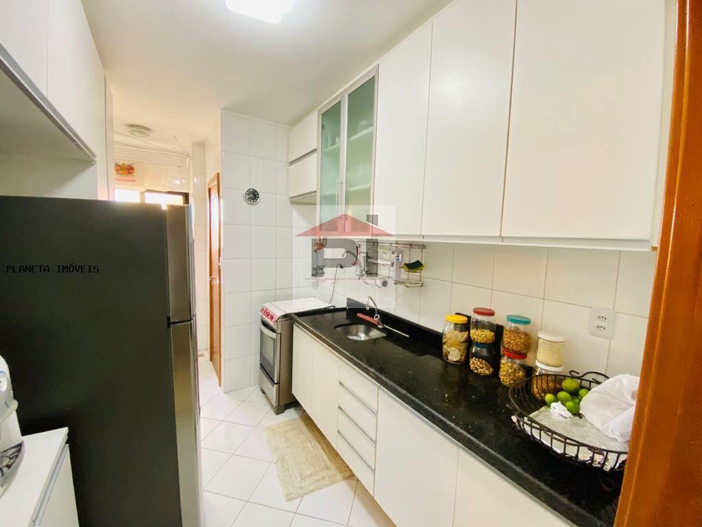 Apartamento à venda com 3 quartos, 80m² - Foto 8