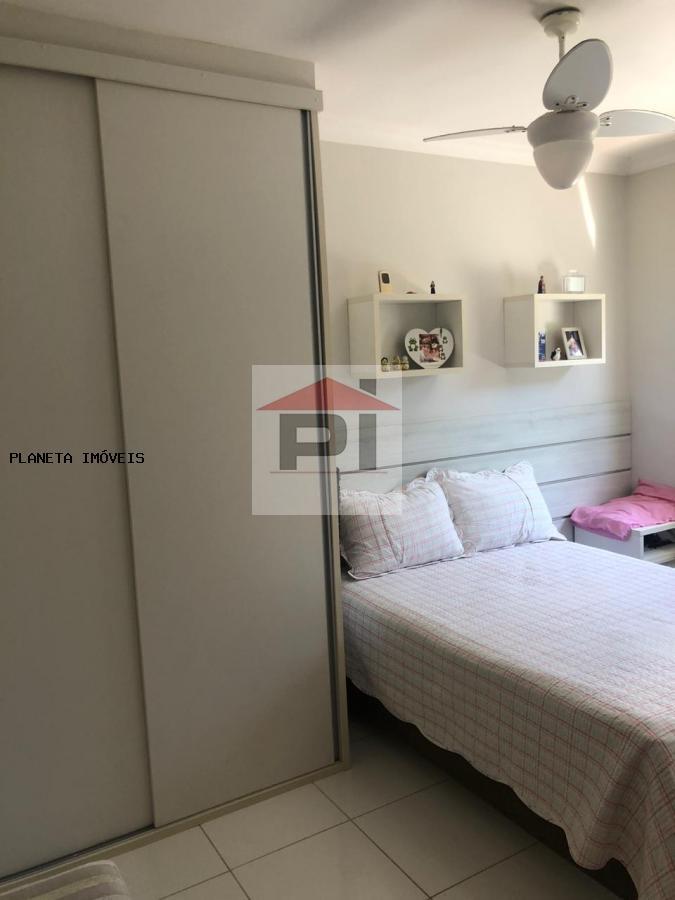 Casa de Condomínio à venda com 4 quartos, 177m² - Foto 13