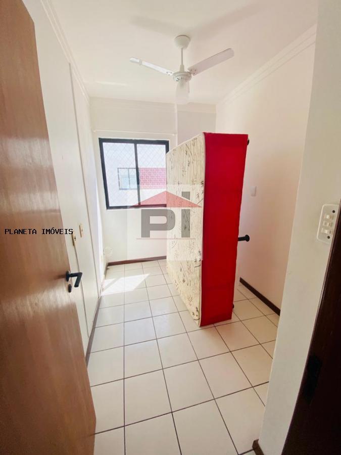 Apartamento à venda com 3 quartos, 70m² - Foto 4