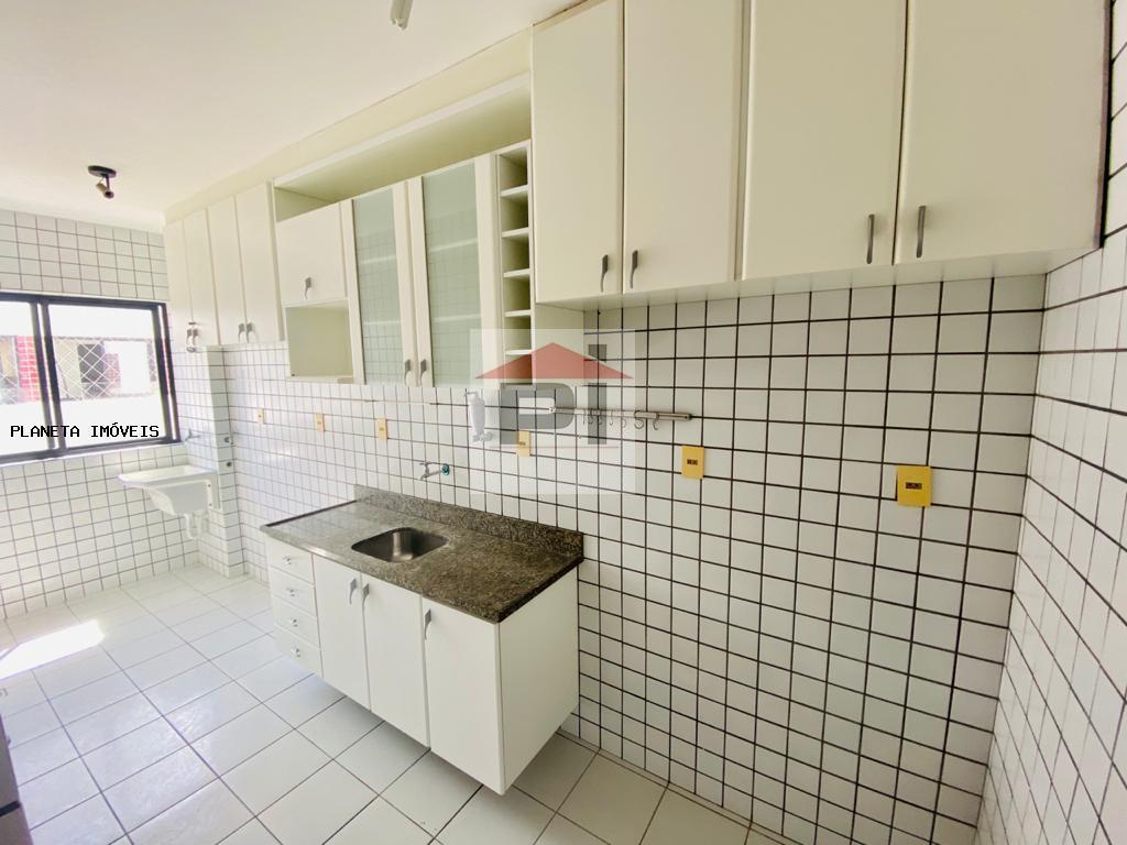 Apartamento à venda com 3 quartos, 70m² - Foto 8