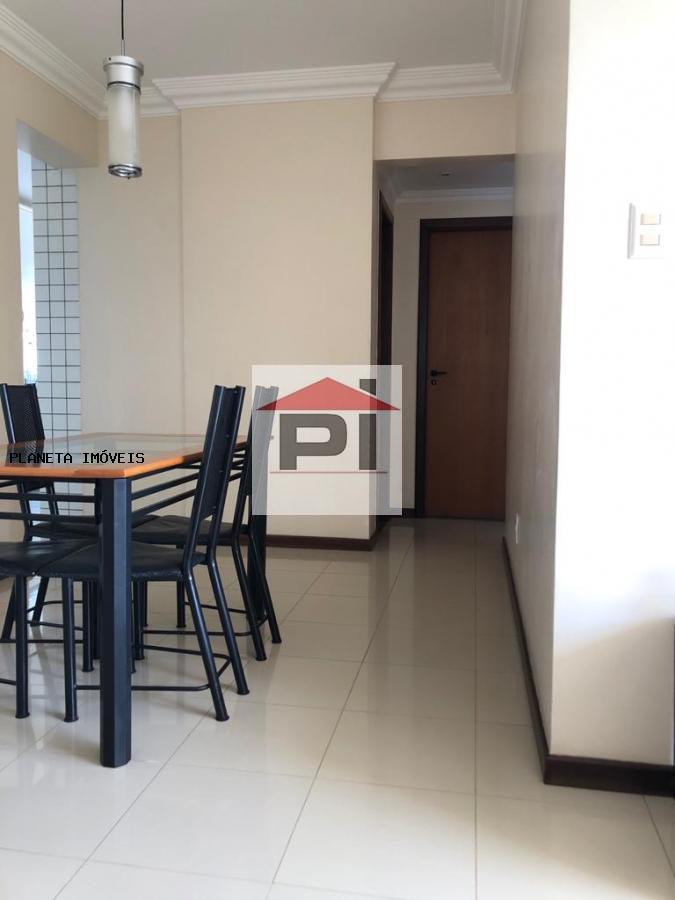 Apartamento à venda com 3 quartos, 70m² - Foto 3