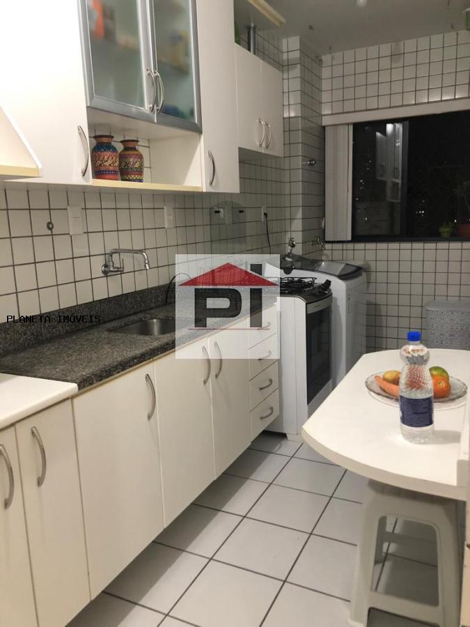 Apartamento à venda com 3 quartos, 70m² - Foto 8