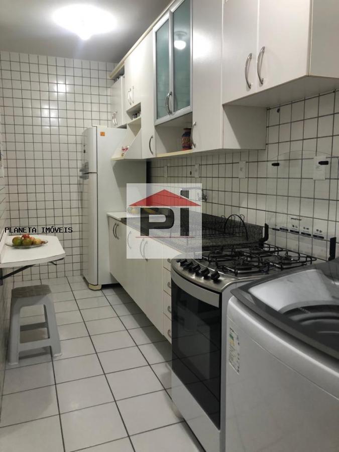 Apartamento à venda com 3 quartos, 70m² - Foto 9