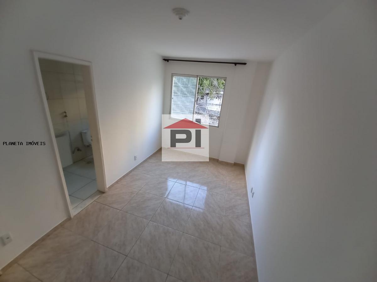 Apartamento à venda com 3 quartos, 70m² - Foto 10