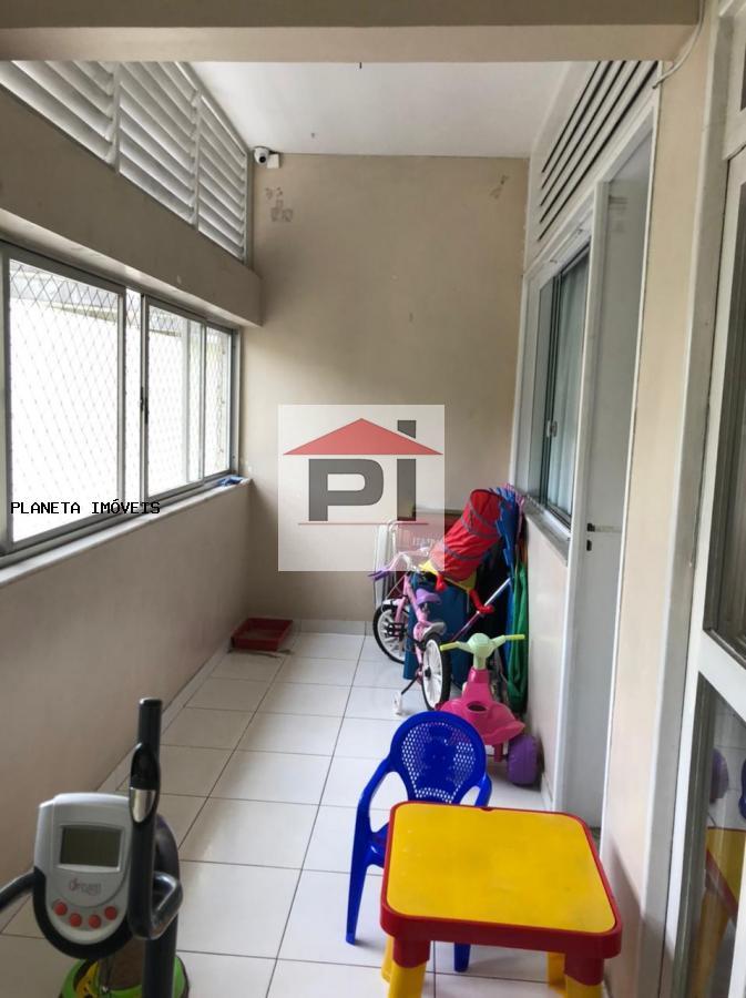 Apartamento à venda com 3 quartos, 145m² - Foto 4