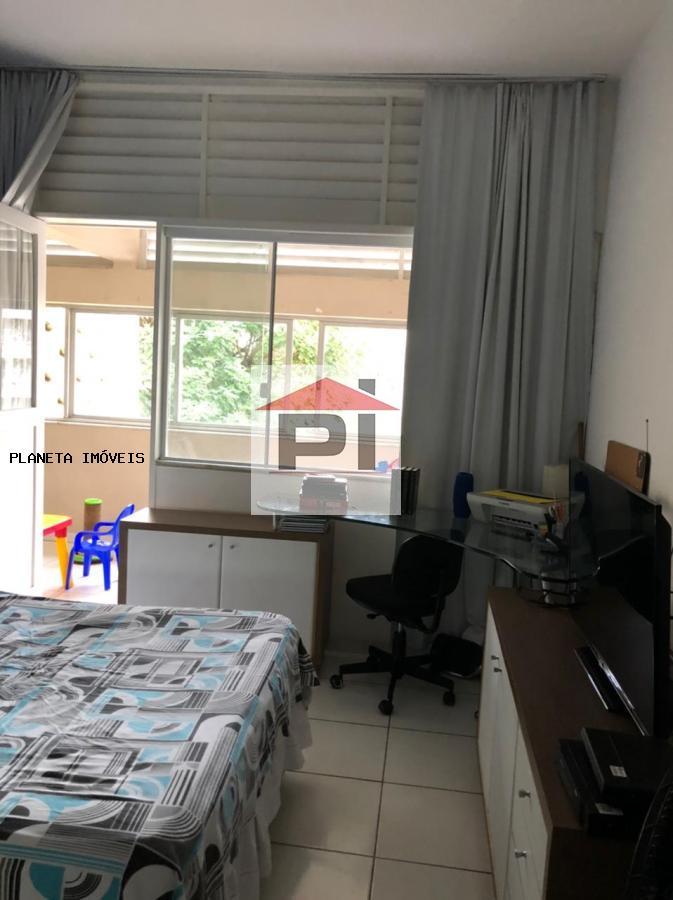 Apartamento à venda com 3 quartos, 145m² - Foto 9