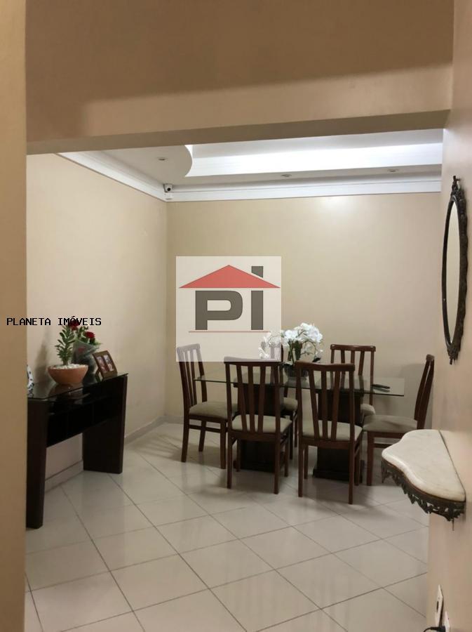 Apartamento à venda com 3 quartos, 145m² - Foto 3